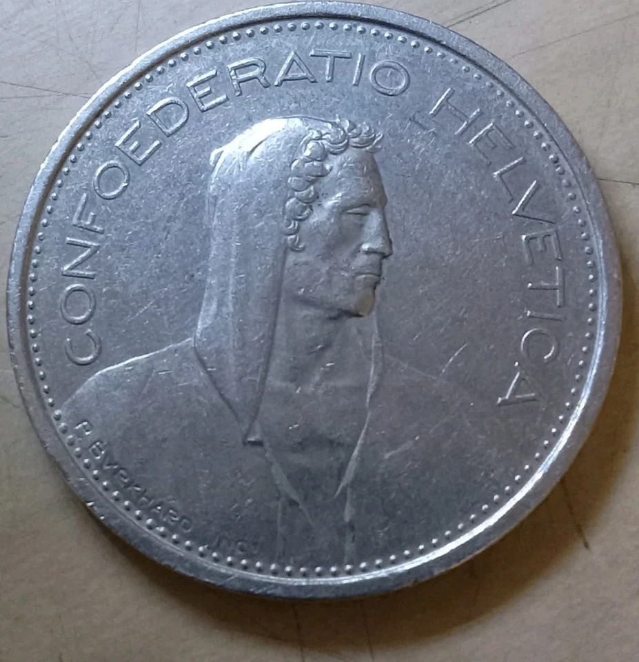 1979 Switzerland 5 Francs Coin with Edge Lettering Swiss - Image 2 of 2