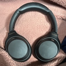 Sony WH-1000XM4 Black Bluetooth Over-Ear Headphones Adjustable Headband USED