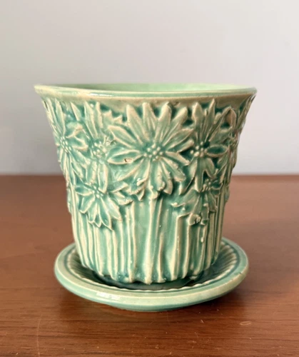McCoy Daisy Green Aqua Flower Pot Planter with Saucer Bottom 1940's! Beautiful!