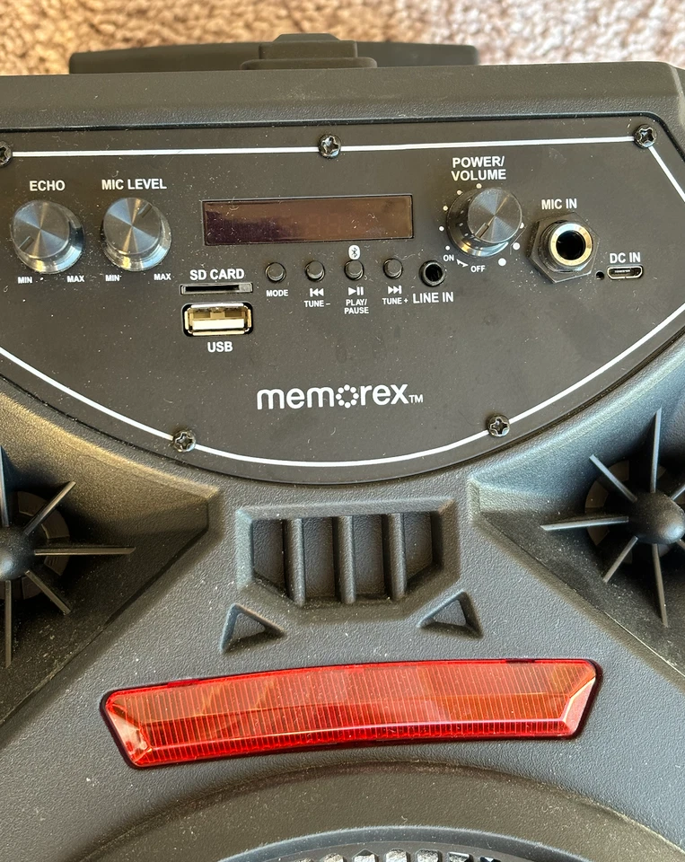 ALTAVOZ PORTÁTIL BLUETOOTH MEMOREX. POTENTE E IDEAL PARA FIESTAS Foto 2 de 3