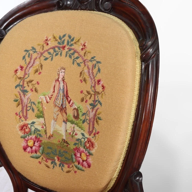 一对维多利亚时代古董雕刻核桃针绣客厅椅子 c1890 — 第 4/4 张图片