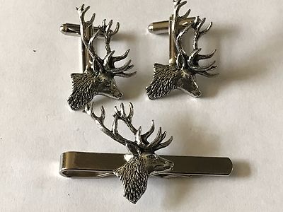 Stags Head On A Paar Manschettenknöpfe mit Krawatte Schiebeset A21 englisches Zinn