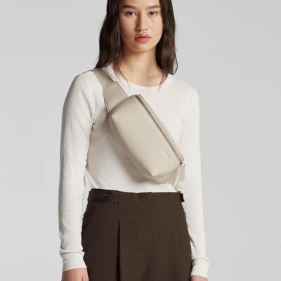 BRAND NEW NWOT MONOS METRO CROSSBODY SLING FANNY PACK BAG VEGAN LEATHER IVORY