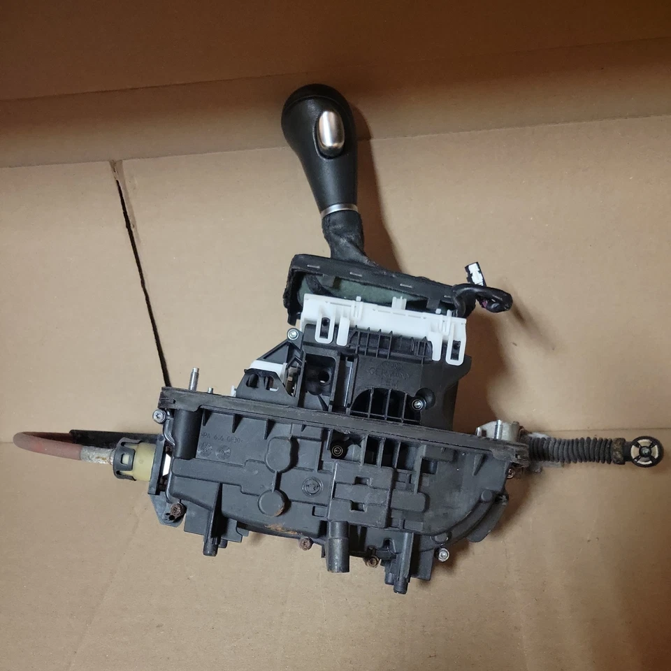 09-12 Audi A4 Quattro Automatic Transmission Gear Shifter Lever 8K1713041M Oem - Image 3 of 4