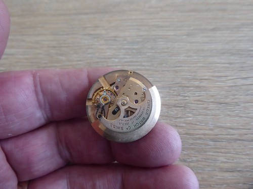 OMEGA  GENTS CAL 500   AUTOMATIC  WRISTWATCH MOVEMENT WORKING - Picture 6 of 6