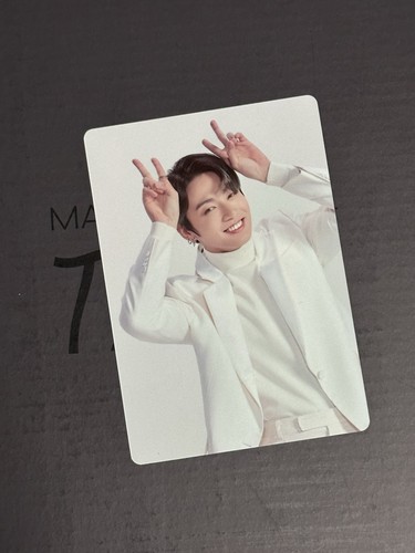 Official BTS Jungkook Photo Card – Map of the Soul Tour MOTS (5/8 pcs) - Bild 7 von 7