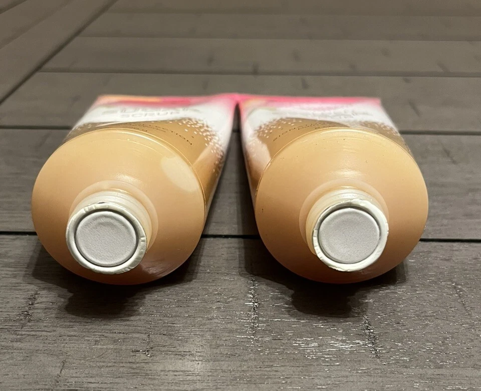 2x Signature Bath & Body Works Retired Sweet Pea Golden Sugar Scrub 8oz New - Image 4 of 4