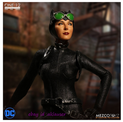 Mezco Toyz 1/12 DC Comics Catwoman Action Figure Toy Model In