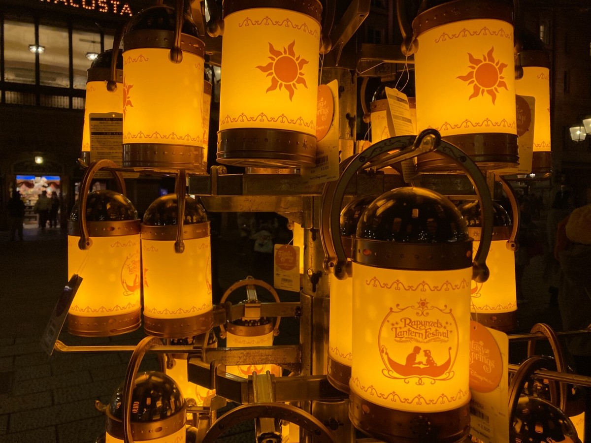 Japan Tokyo Disney Sea Rapunzel Lantern Festival Planetarium
