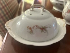 Round Covered Butter VTO4 by VICTORIA (AUSTRIA)