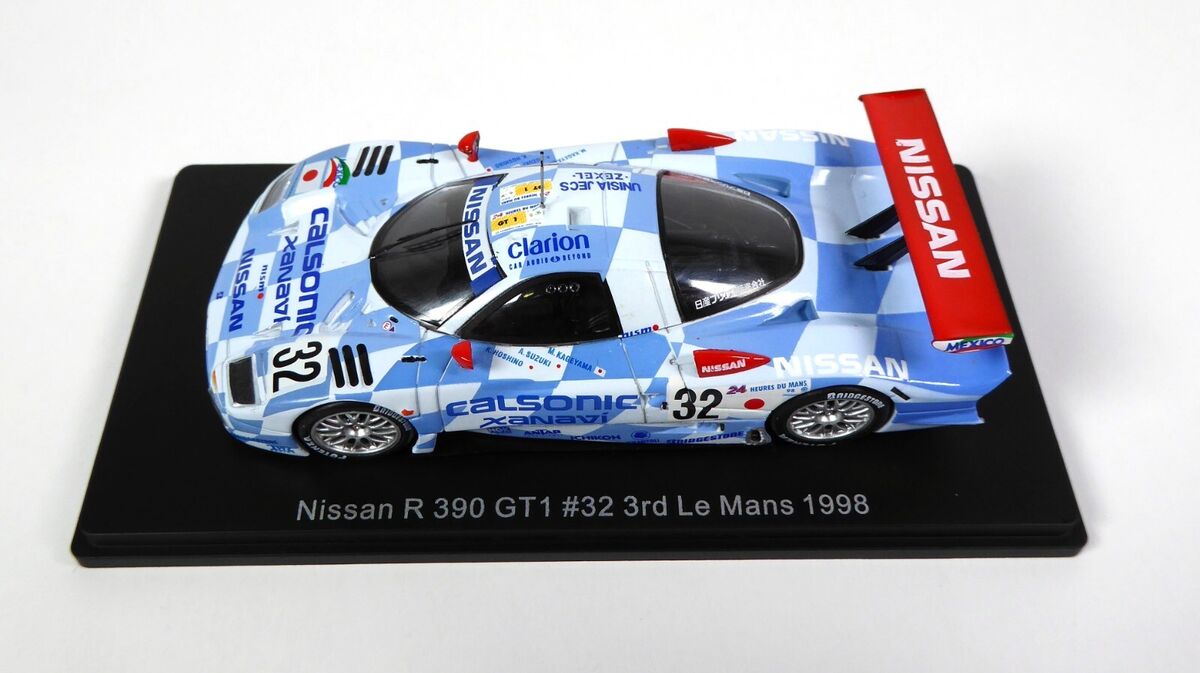 Nissan R390 GT1 24h Le Mans 1998 - 1:43 Spark Hachette Model Nissan R390 GT1 24h Le Mans 1998 - 1:43 Spark Hachette Model