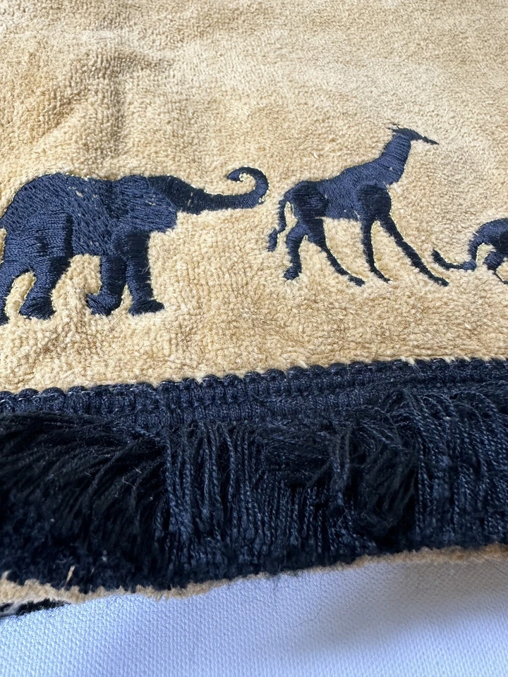 Juego de 6 toallas Avanti Vintage Safari Animal Bordado Borde Flecos Negro y Dorado Foto 3 de 4