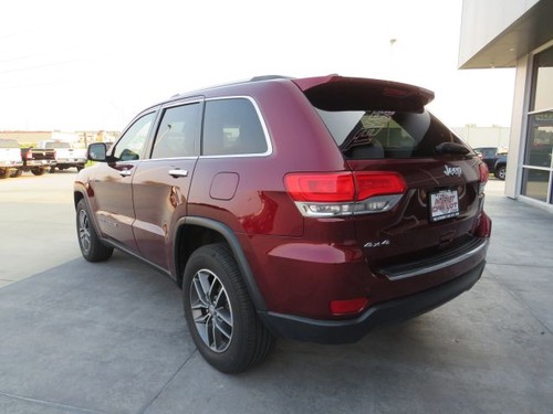 2018 Jeep Grand Cherokee Limited Sport Utility 4D - Picture 5 of 40