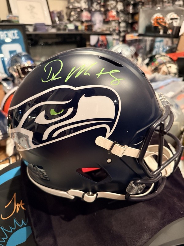DK Metcalf Autographed Full Size Seahawks Authentic Helmet (Beckett COA)