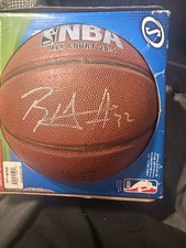Blake Griffin Autographed NBA Basketball 28.5 Signed Not Authenticated