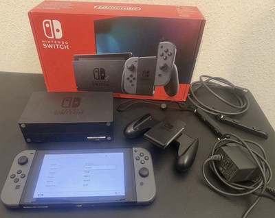 Nintendo Switch Konsole grau 32GB Zubehörpaket ￼