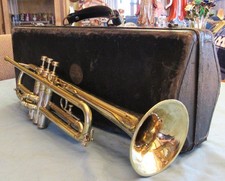 1929 Holton Llewellyn Model pro trumpet, past valve job, very good player, READ!
