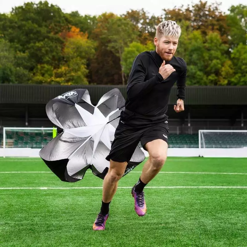 Running speed training, speed exercise resistance parachute