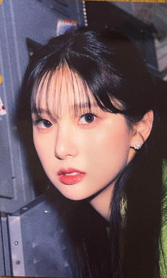 YUJIN Kep1er FLY BY Official Photocard Hologram Tower Records