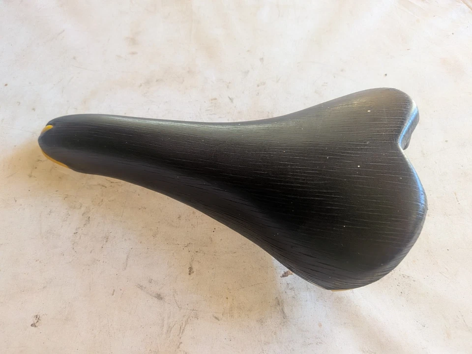Selle Vélo Vintage SELLE ITALIA Turbo Matic Cuir Noir & Jaune - Course 80s 90s - Photo 3/4