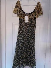 Zara Off Shoulder Floral Dress new with tags size L
