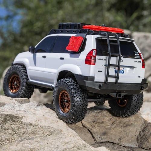 Axial RC Truck SCX24 Lexus GX470: 1/24 4WD RTR (Everything Needed to Run is I... - Picture 3 of 9