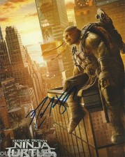 Noel Fisher Teenage Mutant Ninja Turtles Autographed Signed 8x10 Photo COA #1