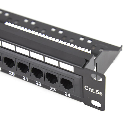 Patchpanel Cat5e 24 Port RJ45 19 Zoll Rack montierbar 1 HE & Kabelführungsleiste