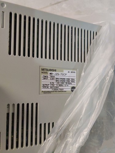 1 PC Mitsubishi Servo Driver MR-J2S-70CP MRJ2S70CP New In Box