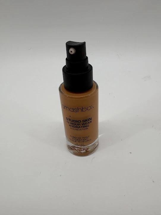 Smashbox Studio Skin 15 Hour Wear Hydrating Foundation 3.05 Medium / Warm Golden - Image 3 of 4
