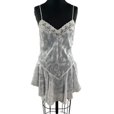 Fantasies by Morgan Taylor White Lingerie Lace Sleeveless V-Neckline Sz S Small
