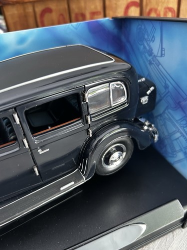 Ricko Horch 851 Pullman Die Cast Black Car 1935 in Box w/ Stand - Picture 4 of 13