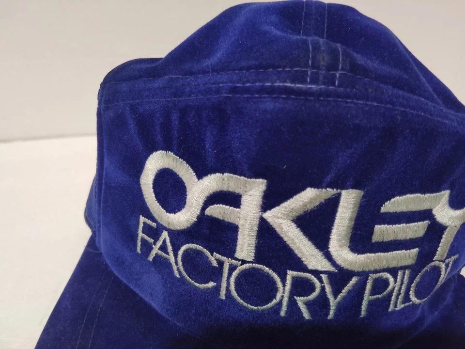 Sombrero de camionero Oakley Factory Pilot azul terciopelo nailon/rayón hecho en Japón Foto 3 de 4