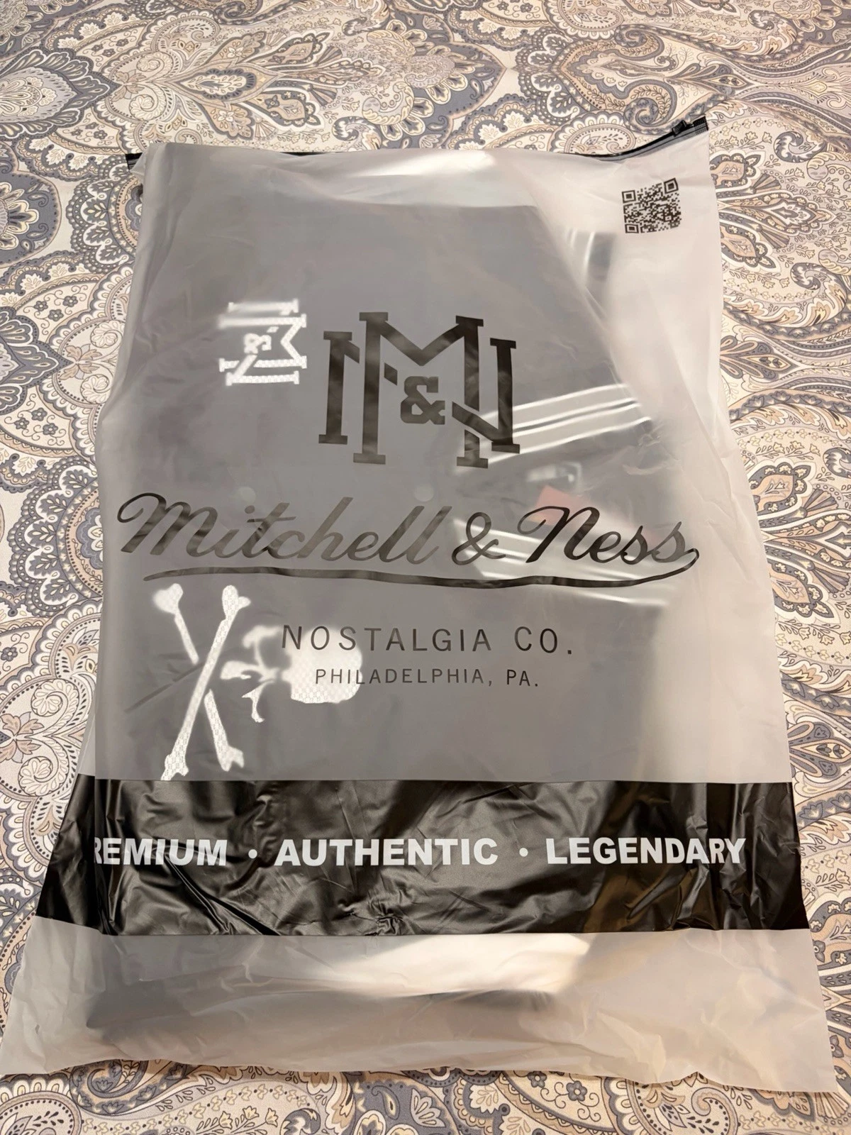 Mitchell & Ness XL Mastermind Jacket NWT image 2