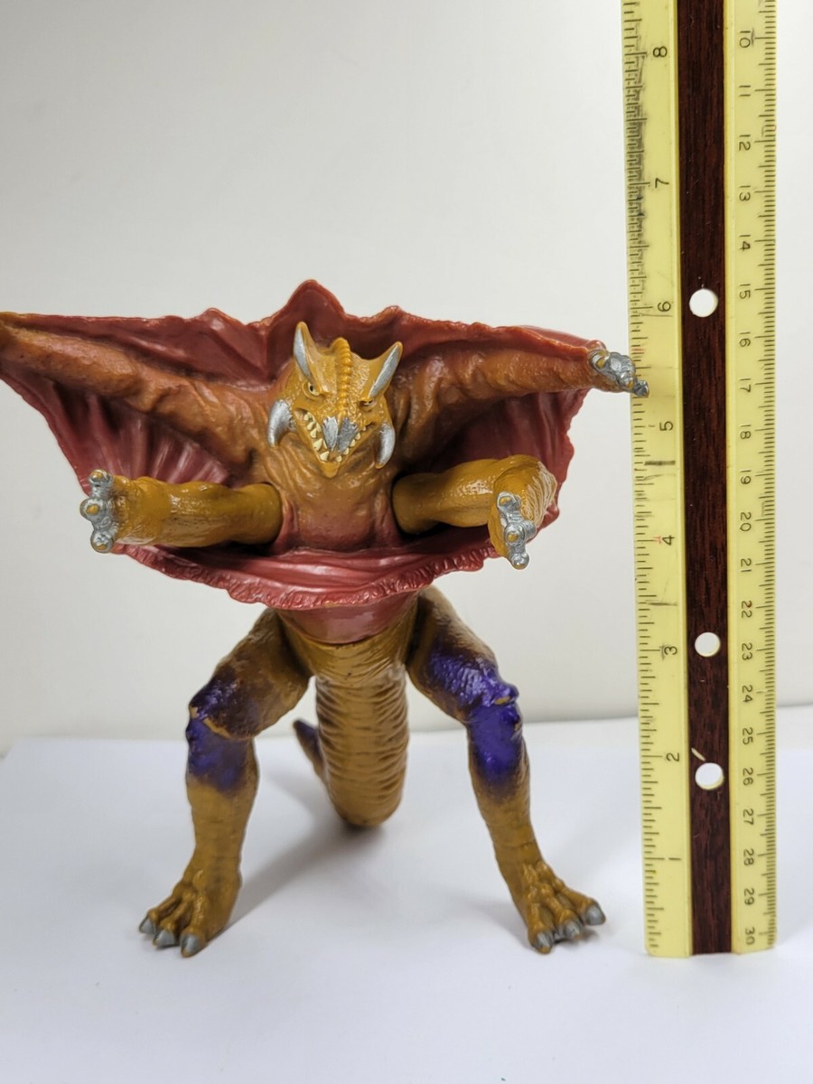 ゾンネル 130-EX フィギュア バンダイ Amazon.co.jp: バンダイ ウルトラ怪獣シリーズ 130 甲殻怪地底獣