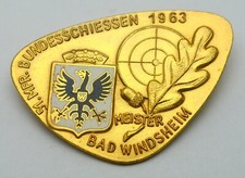 GERMANY DEUTSCHE DDR 51 BUNDESSCHIESSEN 1963 MEISTER BAD WINDSHEIM PIN BADGE