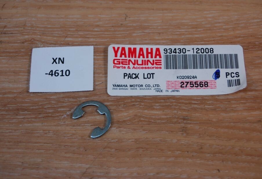 に Yamaha YZ DT 93430-12008-00 CIRCLIP,E-TYPE Genuine NEU NOS xn4610