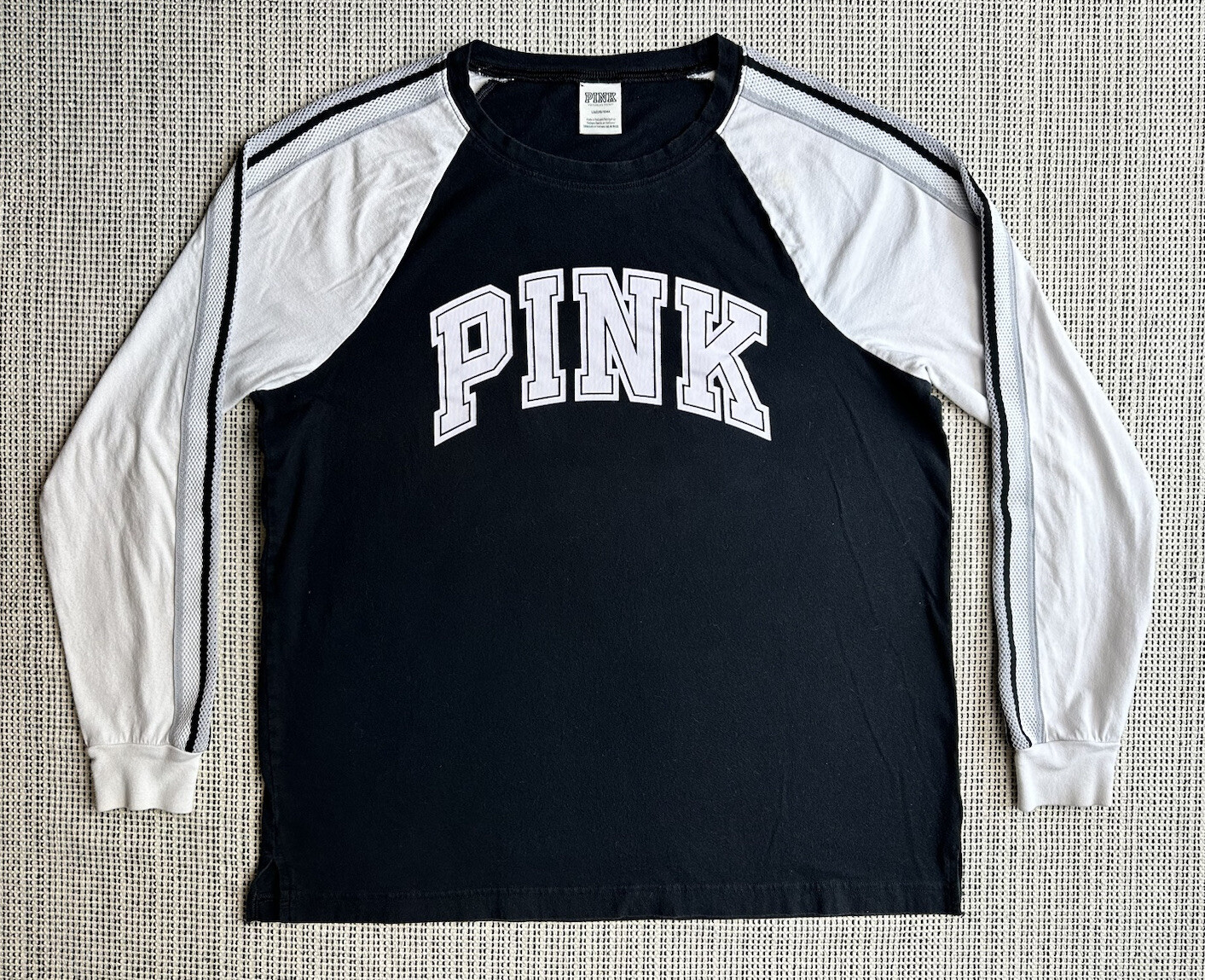 UNDERCOVER T shirt ROSA Victoria's Secret Campus donna grande nero bianco maglia manica lunga