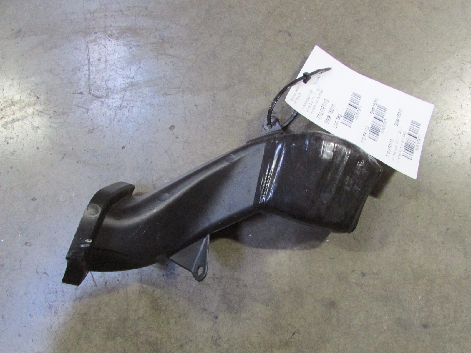 Ferrari 458 Italia, LH, Left Small Air Conditioning Duct, Used, P/N 82653400