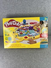 Play-Doh Fold And Go Playmat Starter Set With 19 Accessories