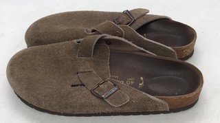 Birkenstock Boston Taupe Suede Slip On Clogs With Adjustable Straps EU Size 40