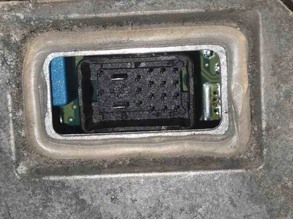 VW TOURAN 1T1, 1T2 Unité de Contrôle au Xénon 1T0907391 2.00 Diesel 31448776 - Immagine 4 di 4