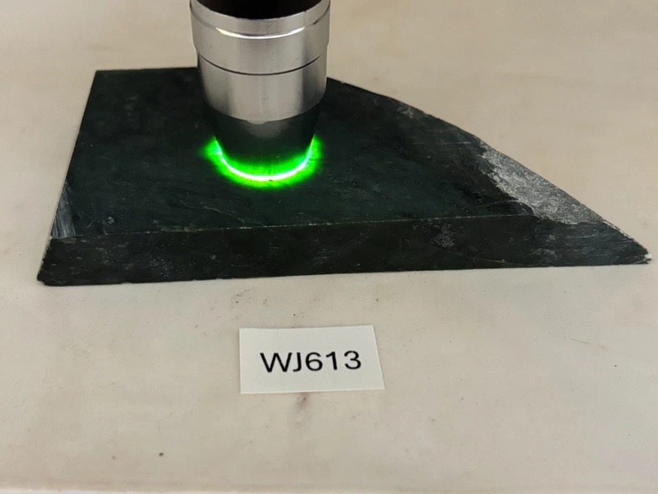 Washington State Jade slab W Translucency Cabbing Lapidary Carving Combo Ship - Image 2 of 4