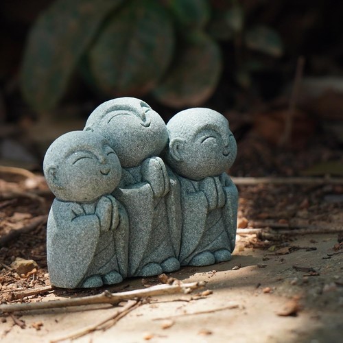 3 Estatua Jizo Japonesa Piedra Buda Japonés Jizo Monje Estatua Estatuilla Memorial - Imagen 3 de 3