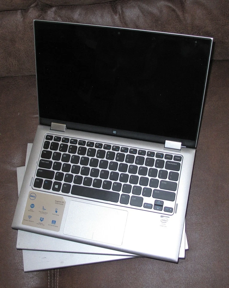 Dell Inspiron 11 3000 Series Laptop mit Touchscreen. 3X - Bild 2 von 3