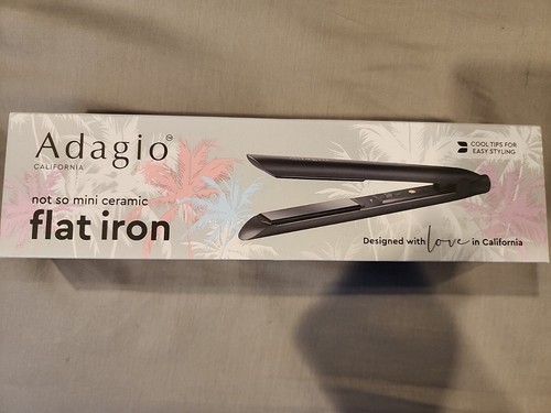 Adagio Not So Mini Ceramic Flat Iron Straighten Style Shiny Silky No Frizz NIB  - Afbeelding 1 van 2