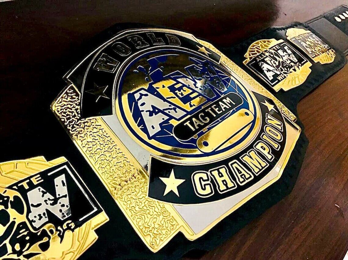 【新品・未使用】 AEW タッグチーム チャンピオン トイベルト Amazon.co.jp: AEW World Tag Team Championshipベルト - 本物の
