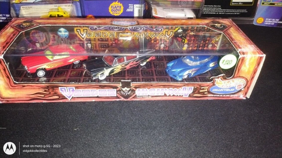 Juego Hot Wheels "VooDoo Highway" - Monte Carlo Lowrider años 70, coche fúnebre - 1999 Foto 2 de 4