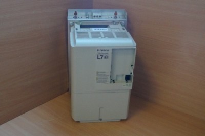 Omron Yaskawa Frequenzumrichter 7,5kW CIMR-L7Z47P5 inkl. Netzfilter