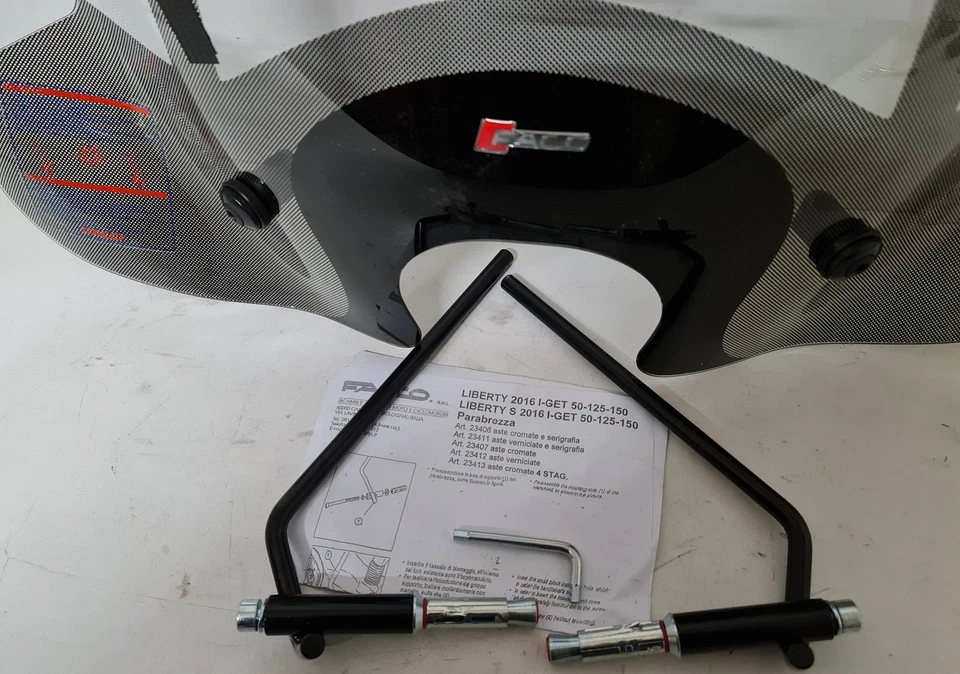 PARABREZZA  PIAGGIO LIBERTY S I-GET 50/125/150 dal 2016 art.23411 incollato - Immagine 2 di 4